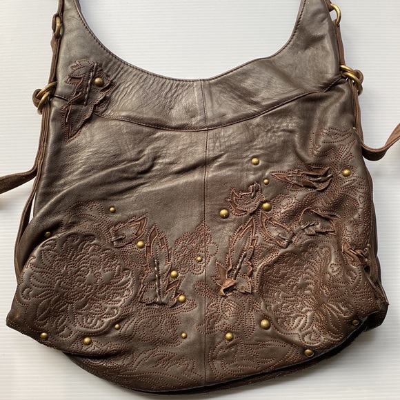 G Series Cole Haan brown leather bucket bag - Picture 6 of 10